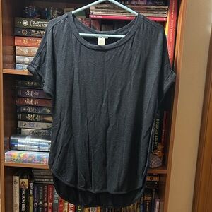 Matty M Black Short Sleeve Scoop Neck Tee